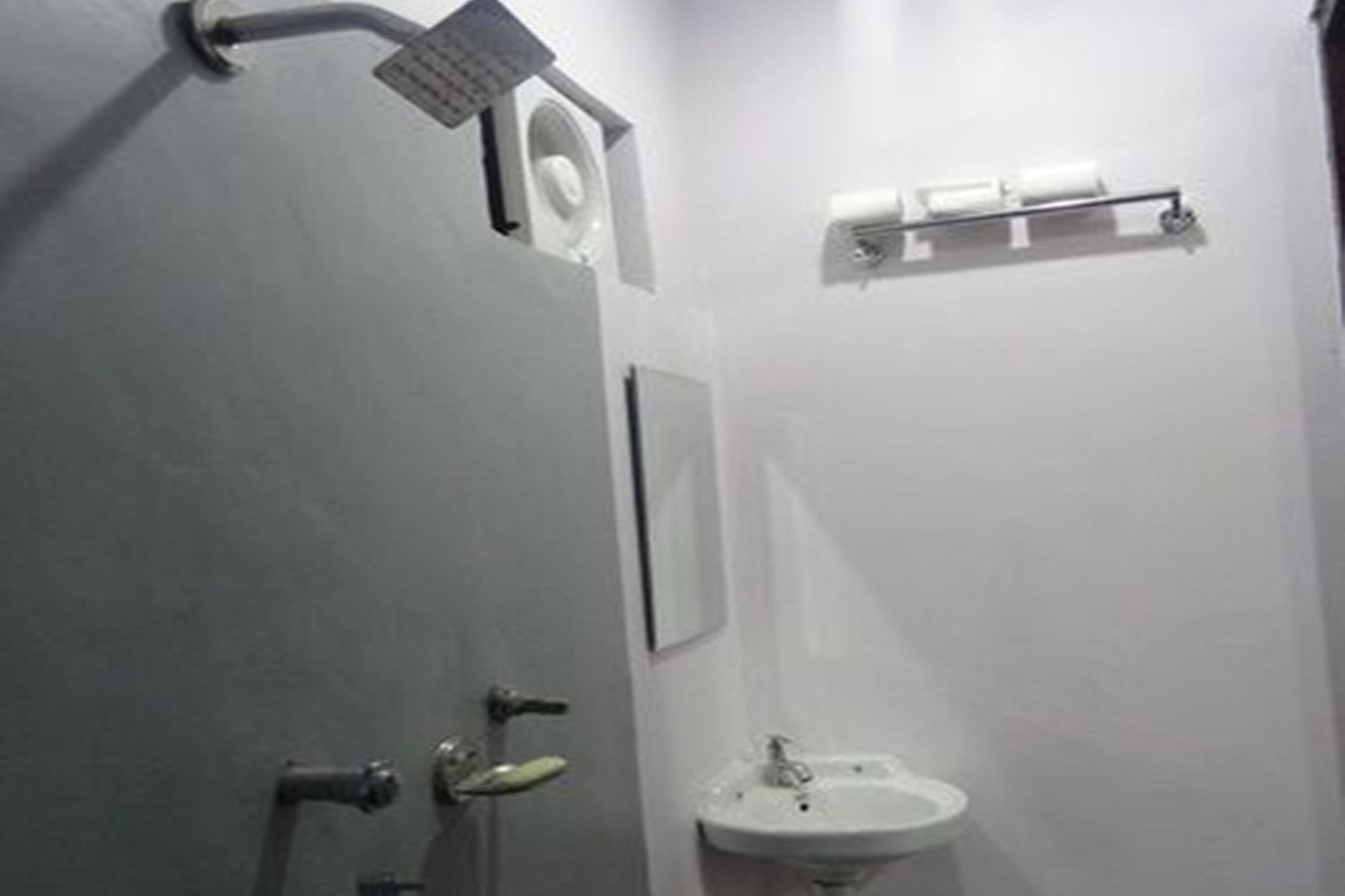 Distinctive Nepal Home Stay Катманду Экстерьер фото