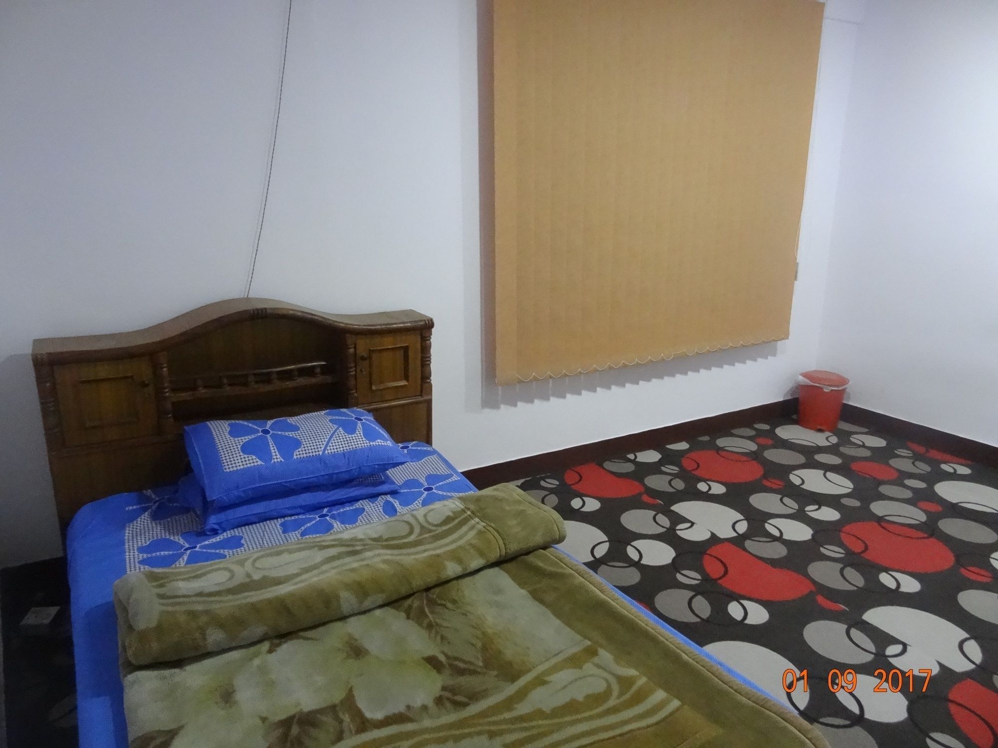 Distinctive Nepal Home Stay Катманду Экстерьер фото